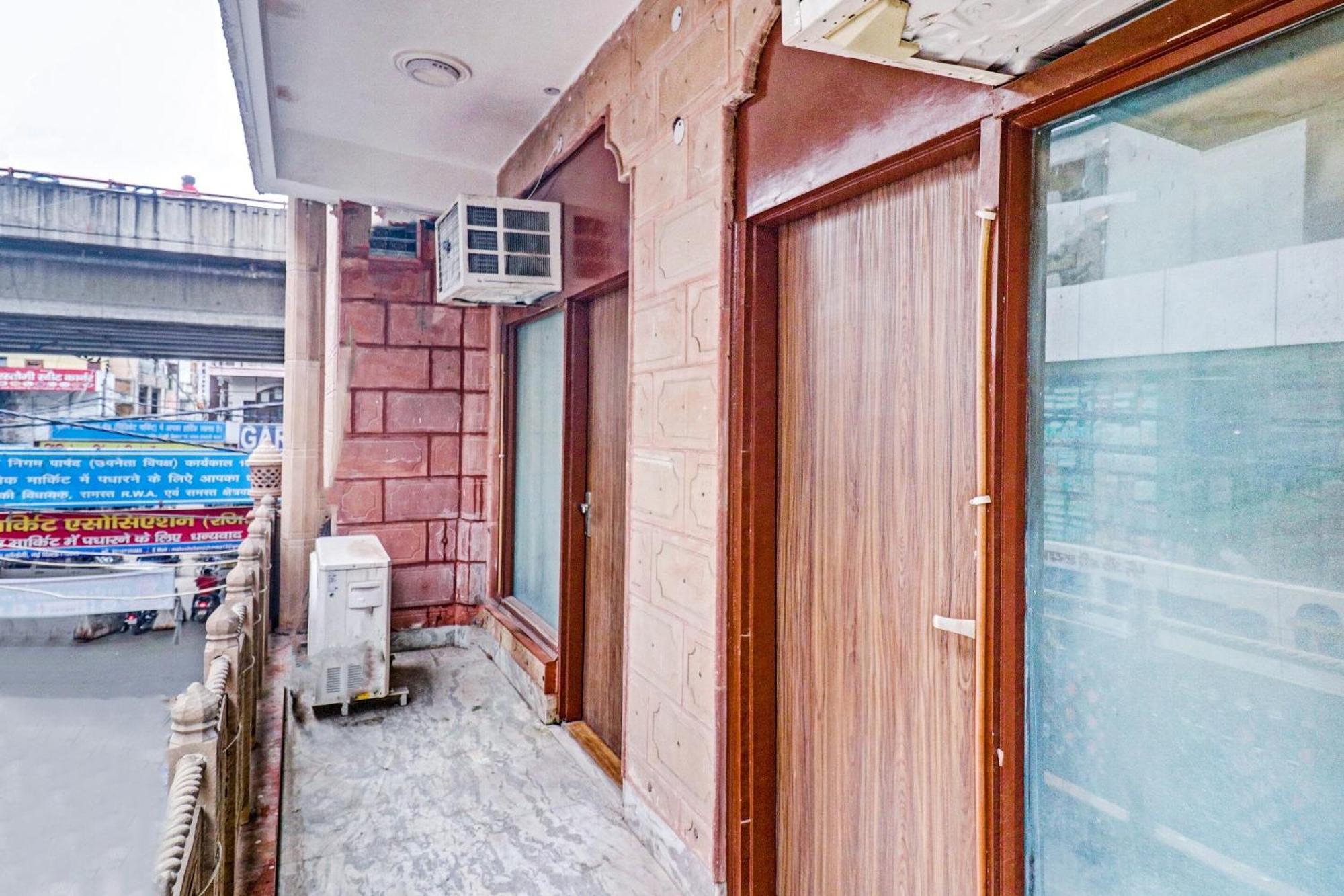 Hotel O Bharat'S Heritage New Delhi Exteriör bild